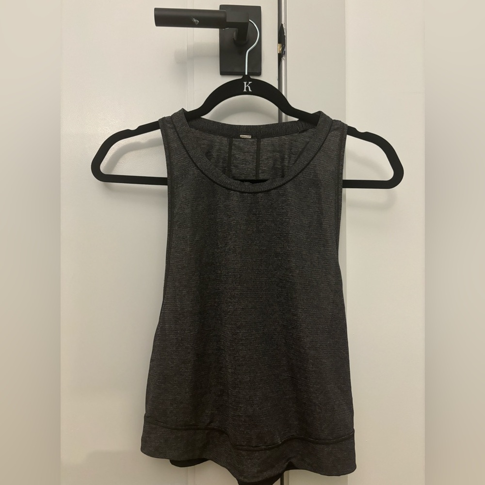 Lululemon gray tank top